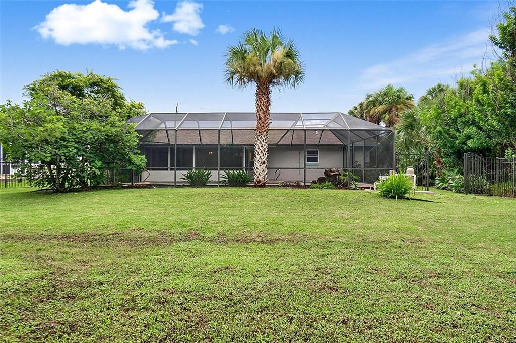 For Sale: $485,000 (3 beds, 2 baths, 1488 Square Feet)