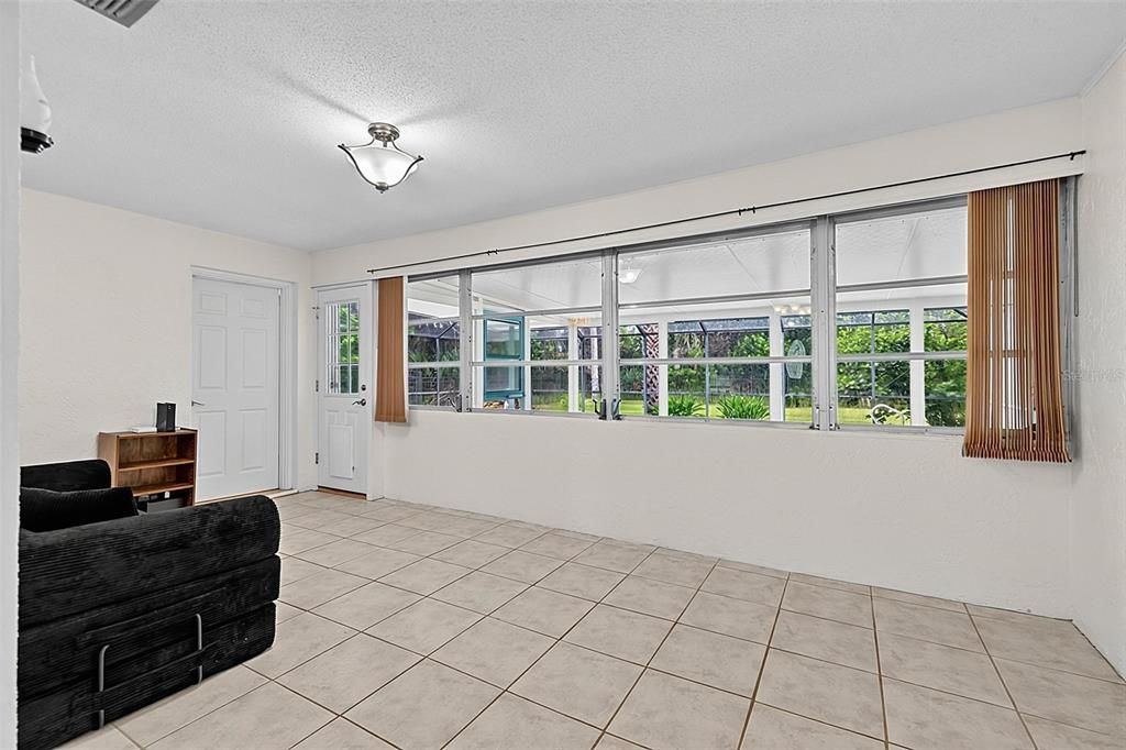 For Sale: $485,000 (3 beds, 2 baths, 1488 Square Feet)
