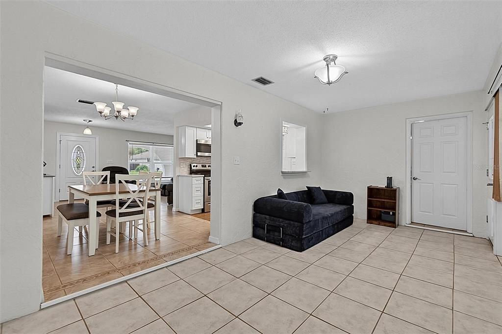 For Sale: $485,000 (3 beds, 2 baths, 1488 Square Feet)