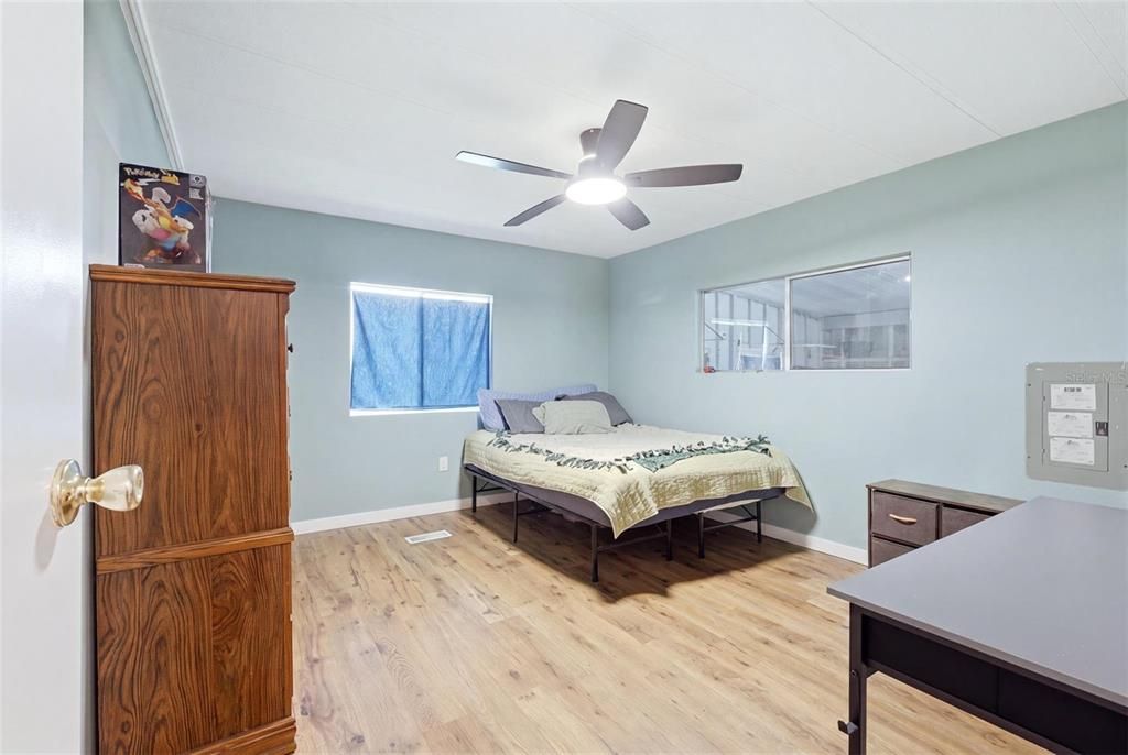 For Sale: $179,000 (2 beds, 2 baths, 1248 Square Feet)
