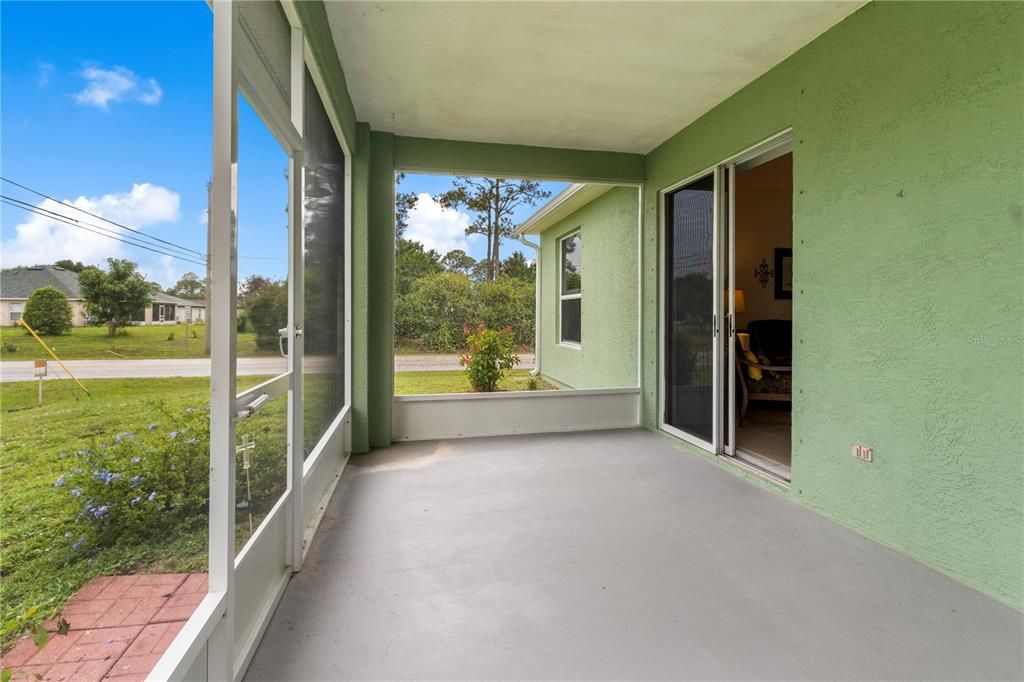 En Venta: $330,000 (3 camas, 2 baños, 1615 Pies cuadrados)