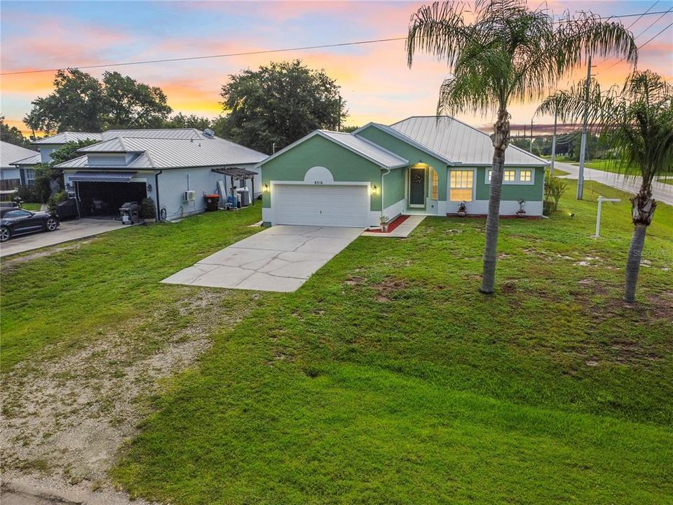 En Venta: $330,000 (3 camas, 2 baños, 1615 Pies cuadrados)