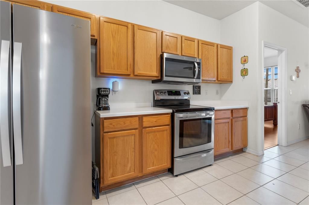 En Venta: $330,000 (3 camas, 2 baños, 1615 Pies cuadrados)