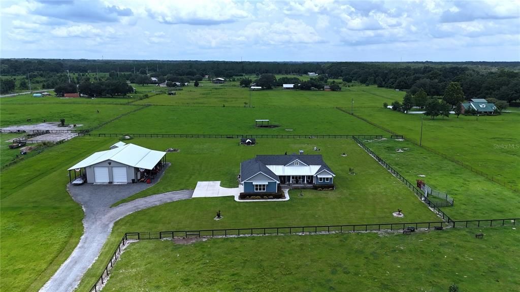 En Venta: $1,499,000 (3 camas, 2 baños, 2210 Pies cuadrados)
