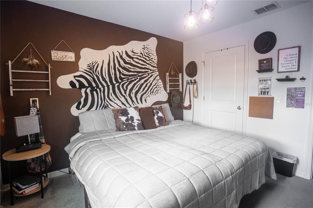 For Rent: $2,300 (3 beds, 2 baths, 1580 Square Feet)