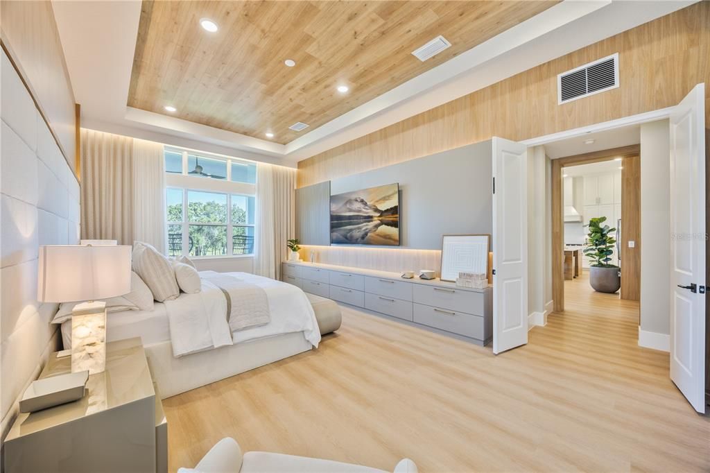 En Venta: $1,999,000 (6 camas, 5 baños, 5248 Pies cuadrados)