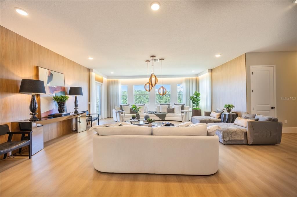 En Venta: $1,999,000 (6 camas, 5 baños, 5248 Pies cuadrados)