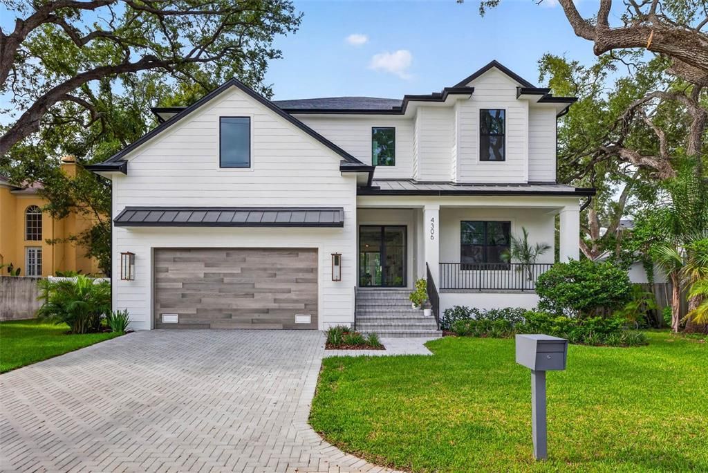 En Venta: $2,200,000 (5 camas, 4 baños, 4137 Pies cuadrados)