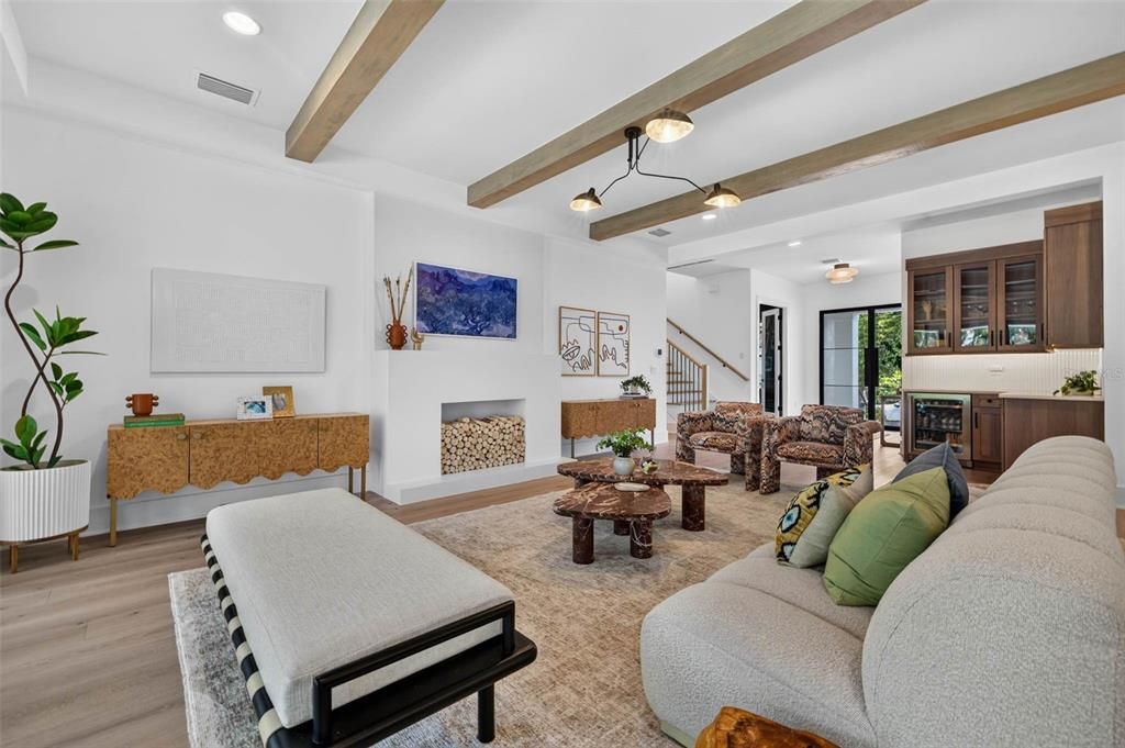 En Venta: $2,200,000 (5 camas, 4 baños, 4137 Pies cuadrados)