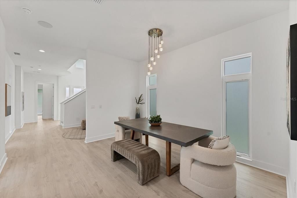В аренду: $9,500 (4 спален, 5 ванн, 3867 Квадратных фут)