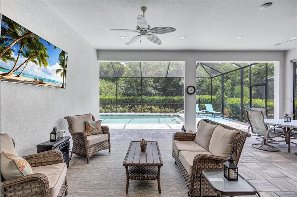 For Sale: $848,600 (3 beds, 3 baths, 2340 Square Feet)