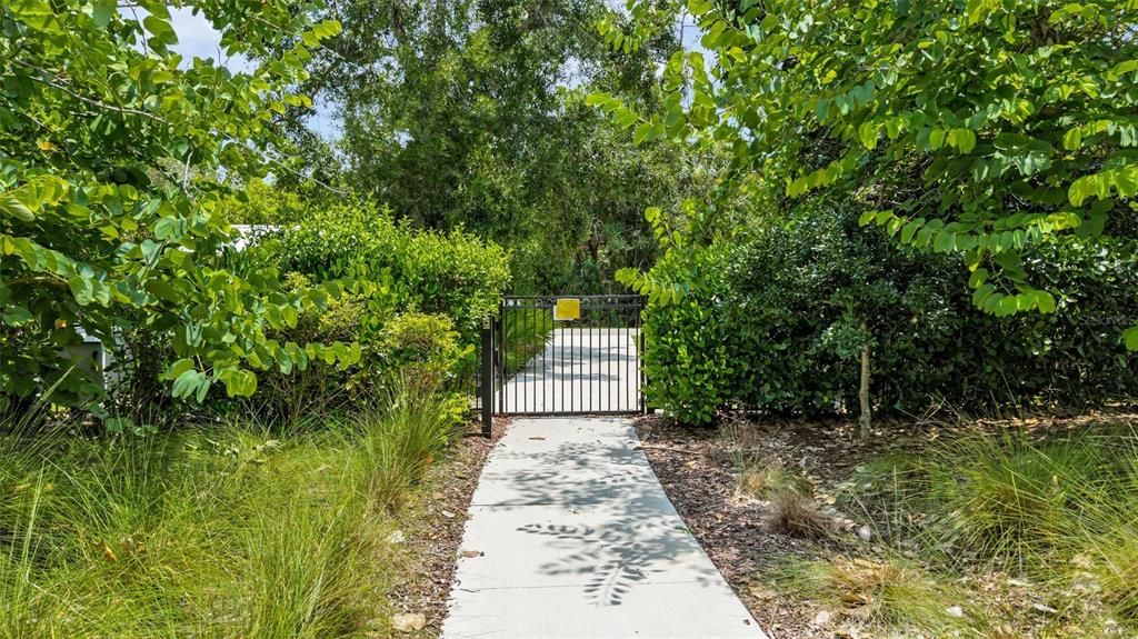 For Sale: $848,600 (3 beds, 3 baths, 2340 Square Feet)