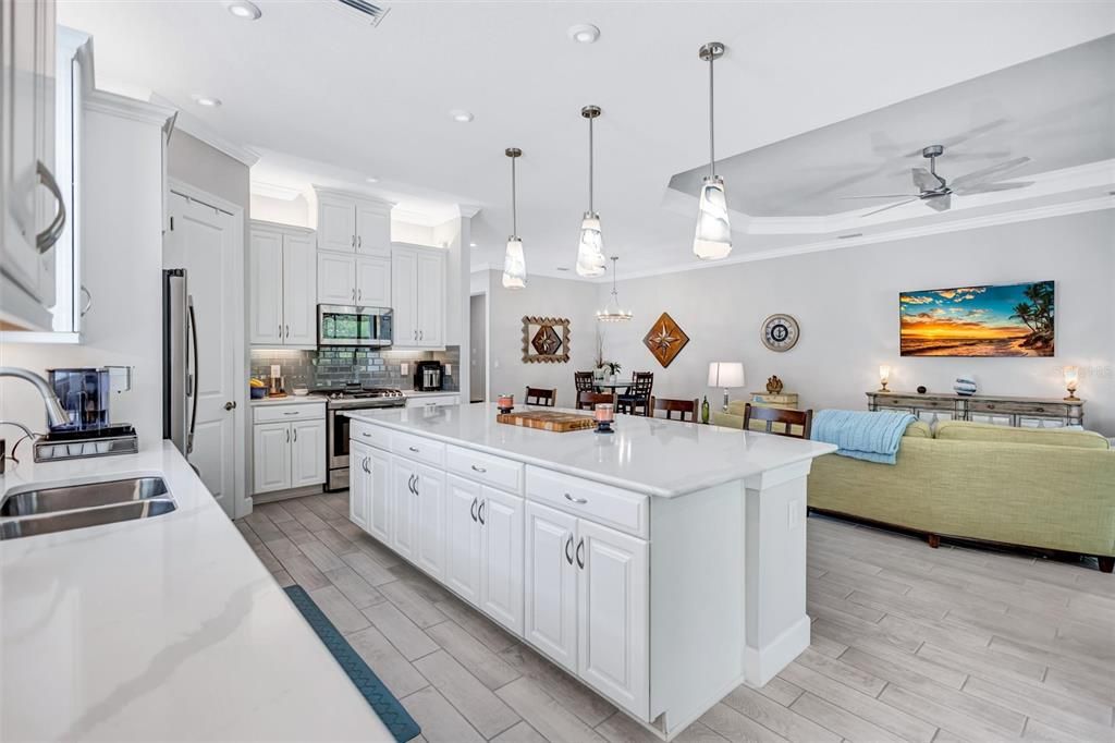 For Sale: $848,600 (3 beds, 3 baths, 2340 Square Feet)