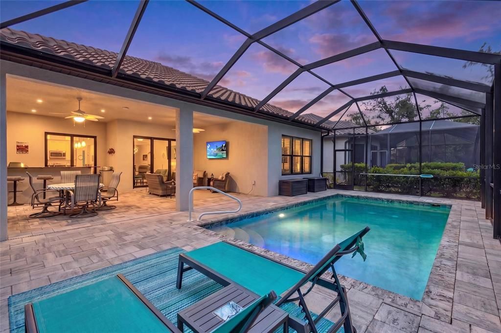 For Sale: $848,600 (3 beds, 3 baths, 2340 Square Feet)