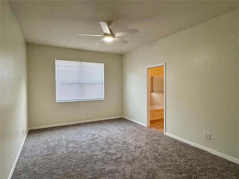 В аренду: $2,950 (3 спален, 2 ванн, 1691 Квадратных фут)