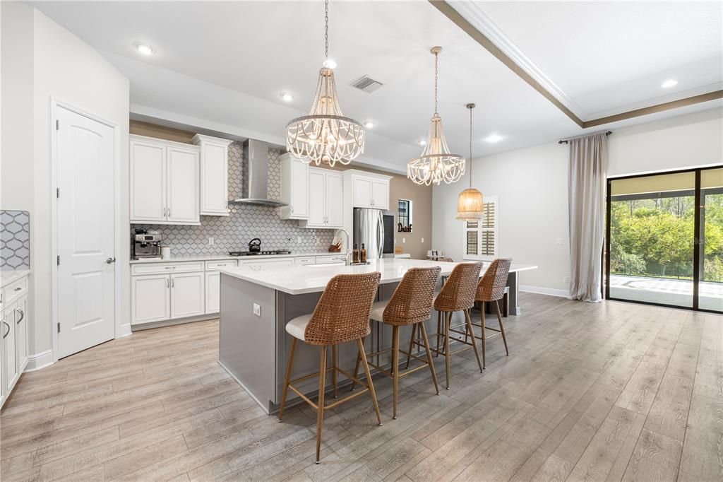 На продажу: $825,000 (4 спален, 4 ванн, 3198 Квадратных фут)