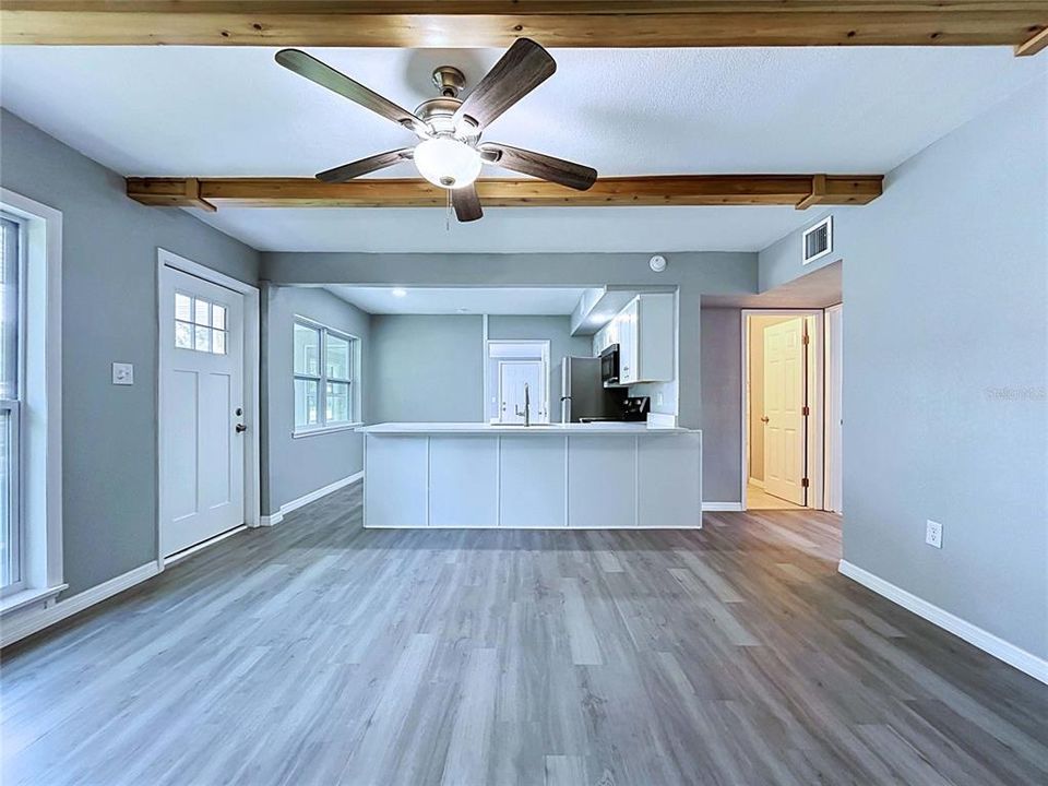 En Venta: $239,900 (3 camas, 2 baños, 1284 Pies cuadrados)