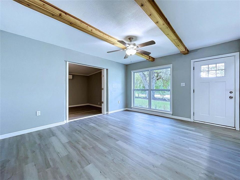 En Venta: $239,900 (3 camas, 2 baños, 1284 Pies cuadrados)