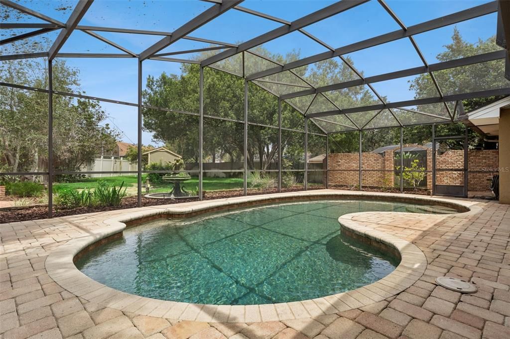 En Venta: $659,900 (3 camas, 2 baños, 2201 Pies cuadrados)