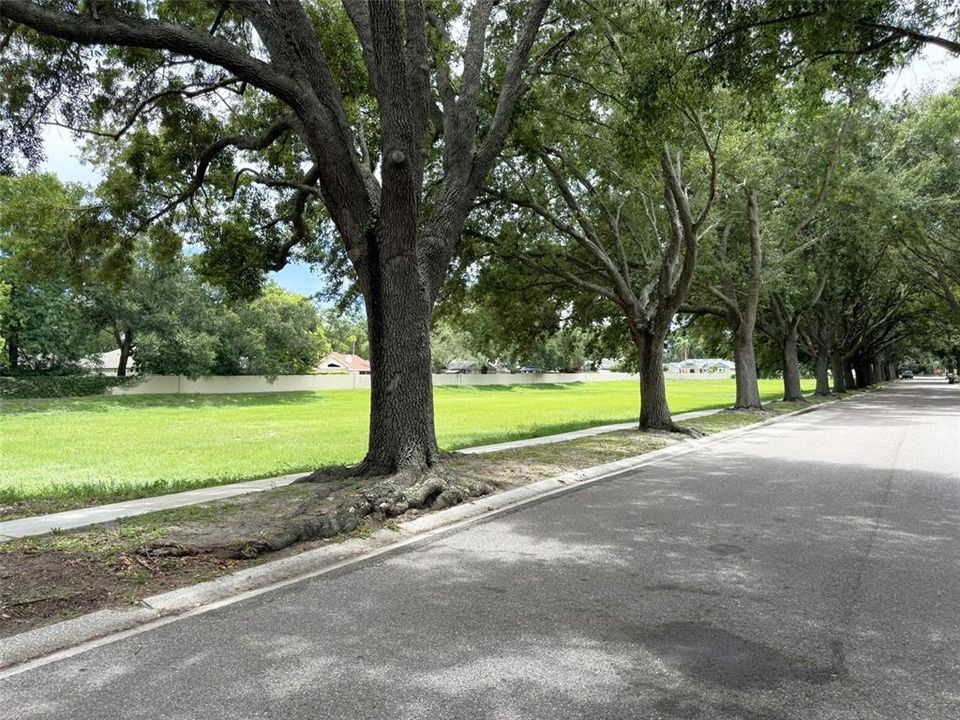 En Venta: $659,900 (3 camas, 2 baños, 2201 Pies cuadrados)