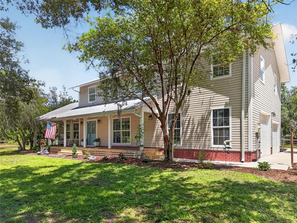 For Sale: $675,000 (4 beds, 2 baths, 2284 Square Feet)