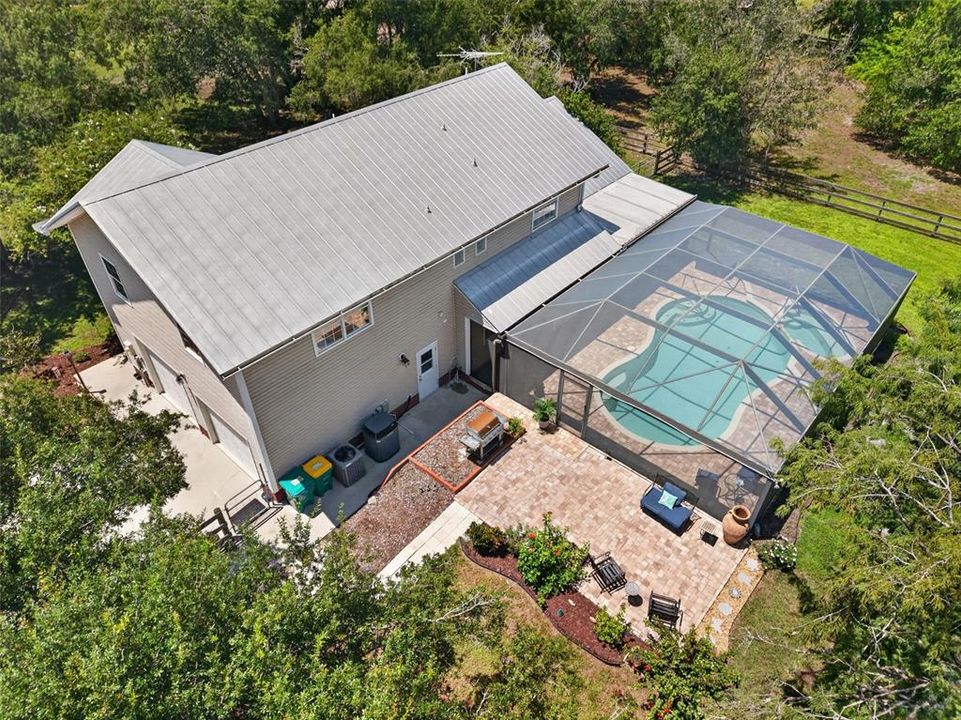For Sale: $675,000 (4 beds, 2 baths, 2284 Square Feet)