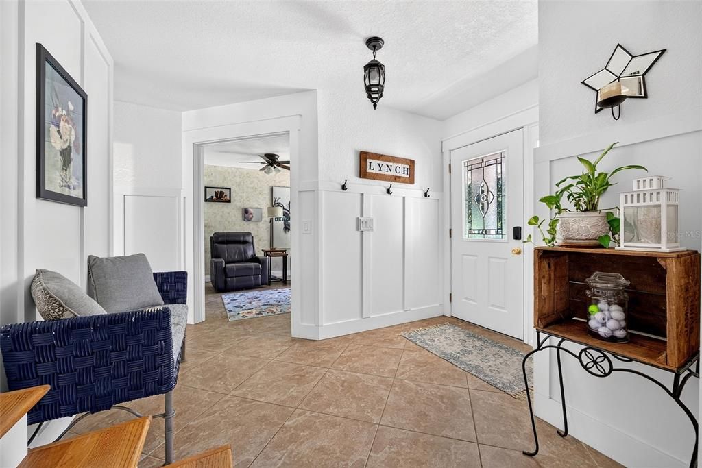 For Sale: $675,000 (4 beds, 2 baths, 2284 Square Feet)