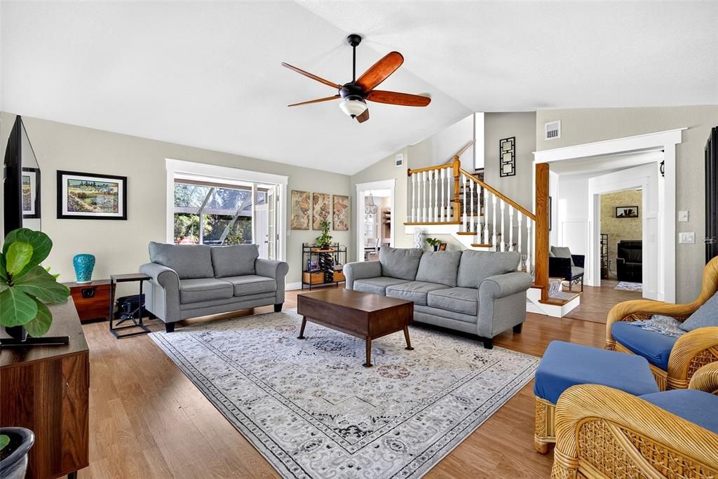 For Sale: $675,000 (4 beds, 2 baths, 2284 Square Feet)