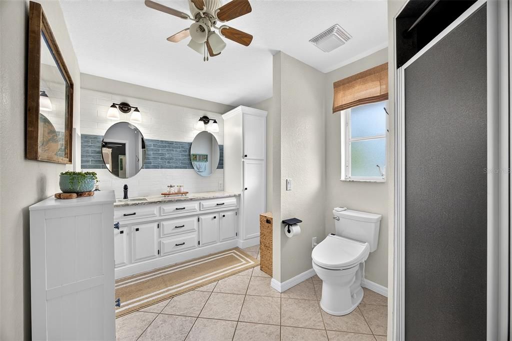 For Sale: $675,000 (4 beds, 2 baths, 2284 Square Feet)