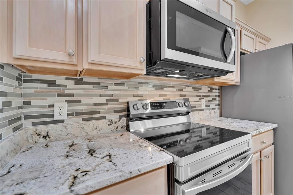 For Sale: $630,000 (4 beds, 2 baths, 2186 Square Feet)