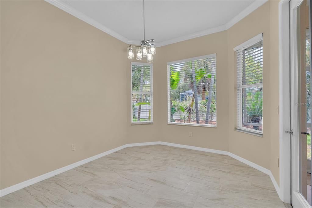 For Sale: $630,000 (4 beds, 2 baths, 2186 Square Feet)