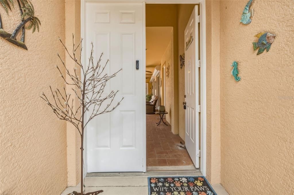 For Sale: $405,000 (3 beds, 2 baths, 1746 Square Feet)
