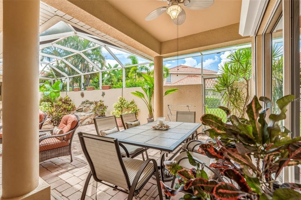 For Sale: $405,000 (3 beds, 2 baths, 1746 Square Feet)
