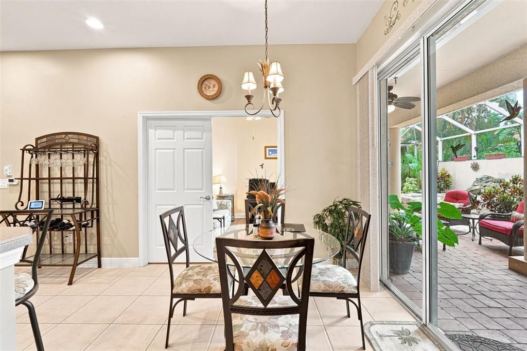 For Sale: $405,000 (3 beds, 2 baths, 1746 Square Feet)