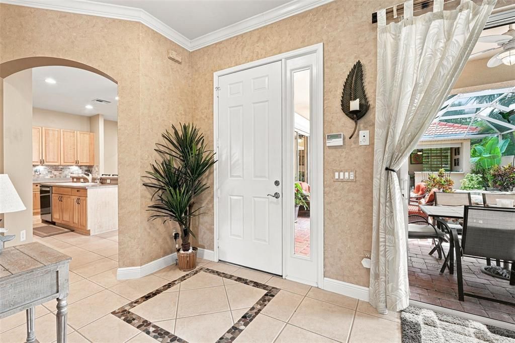 For Sale: $405,000 (3 beds, 2 baths, 1746 Square Feet)