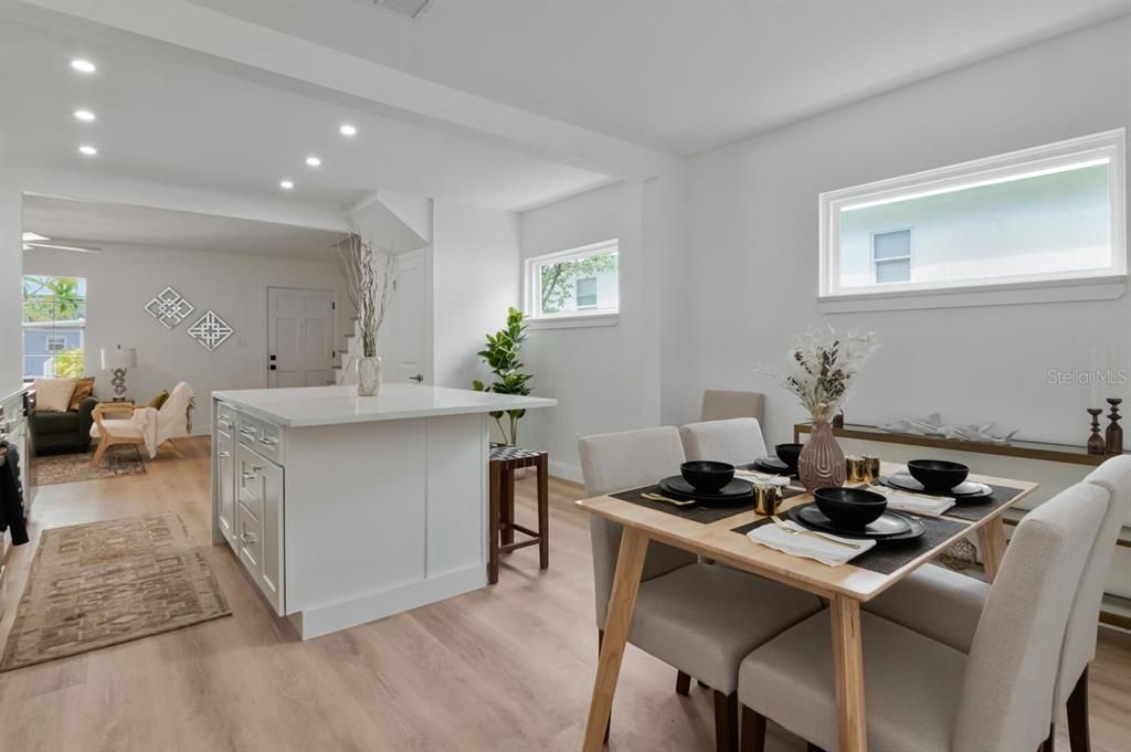 Activo con contrato: $456,900 (4 camas, 2 baños, 1644 Pies cuadrados)