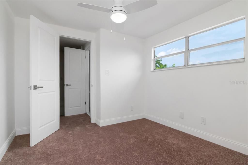 Activo con contrato: $456,900 (4 camas, 2 baños, 1644 Pies cuadrados)