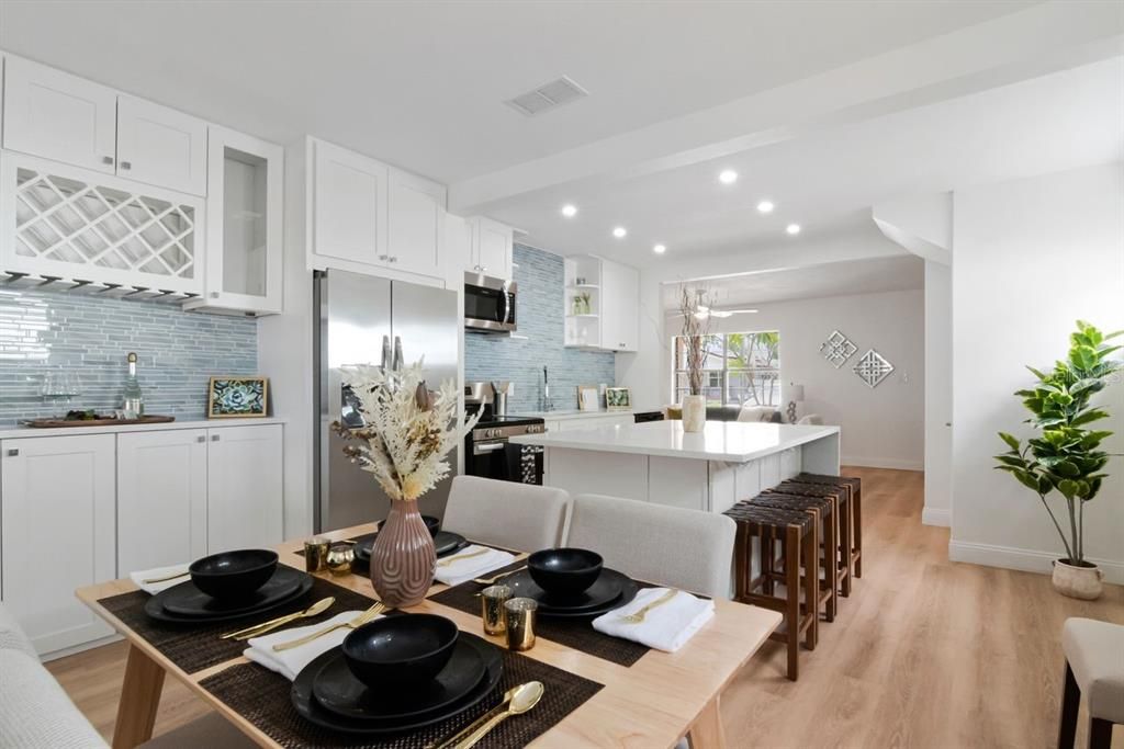 Activo con contrato: $456,900 (4 camas, 2 baños, 1644 Pies cuadrados)