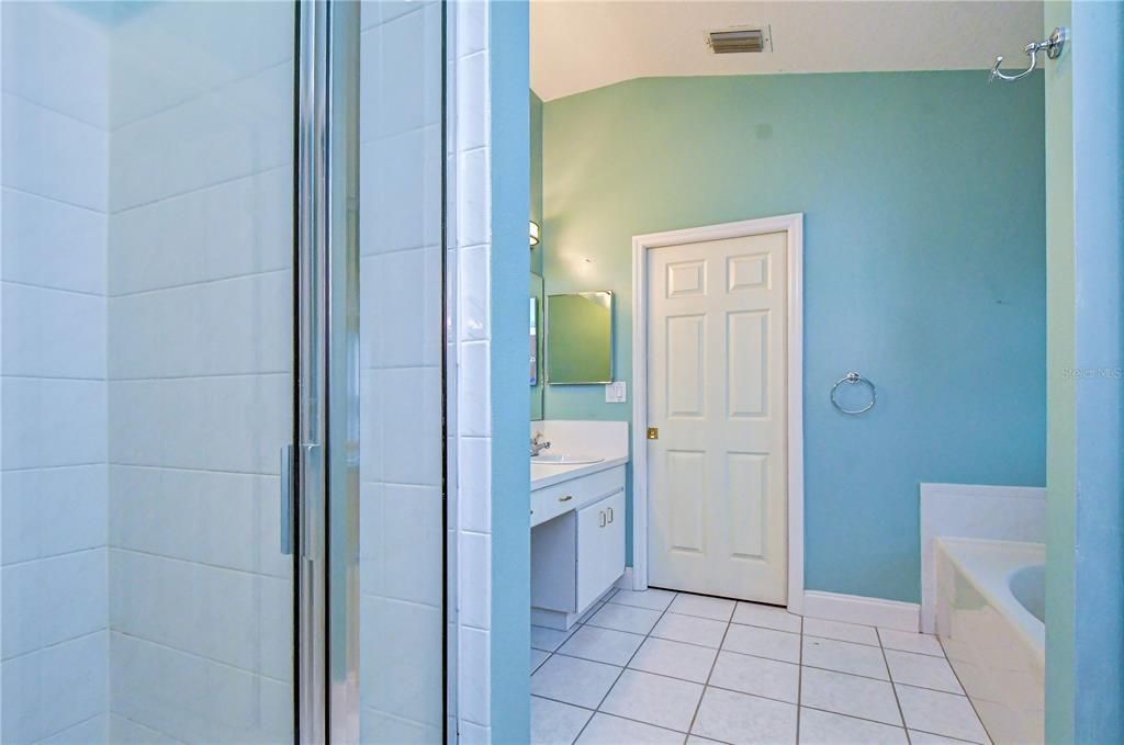 Active With Contract: $434,900 (4 beds, 2 baths, 2100 Square Feet)