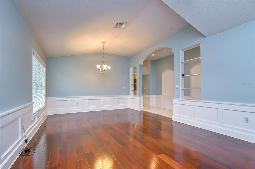 Active With Contract: $434,900 (4 beds, 2 baths, 2100 Square Feet)