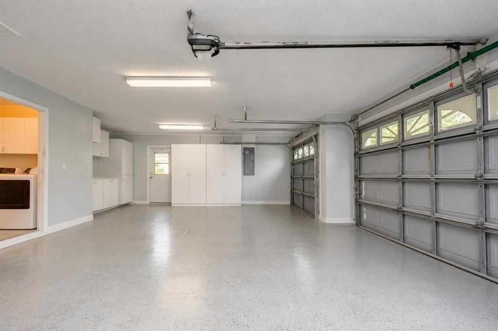 Active With Contract: $434,900 (4 beds, 2 baths, 2100 Square Feet)