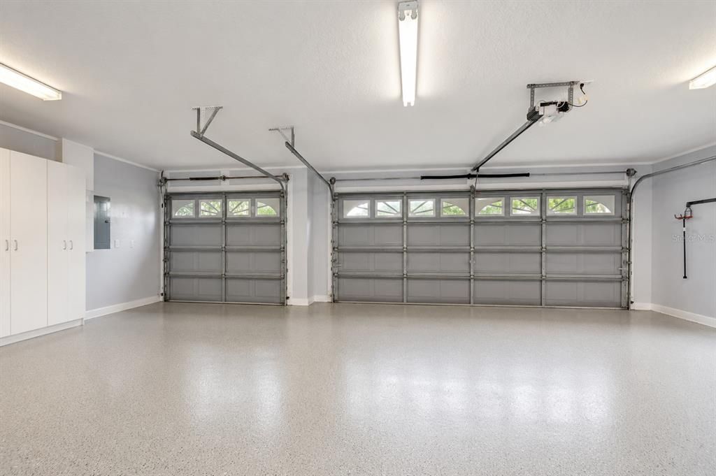 Active With Contract: $434,900 (4 beds, 2 baths, 2100 Square Feet)