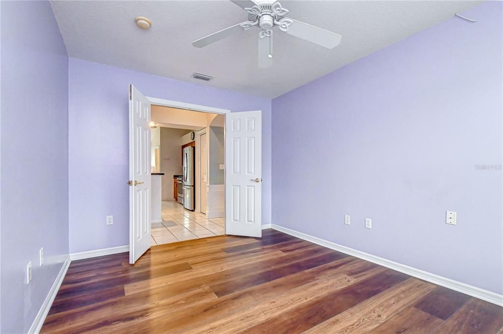 Active With Contract: $434,900 (4 beds, 2 baths, 2100 Square Feet)