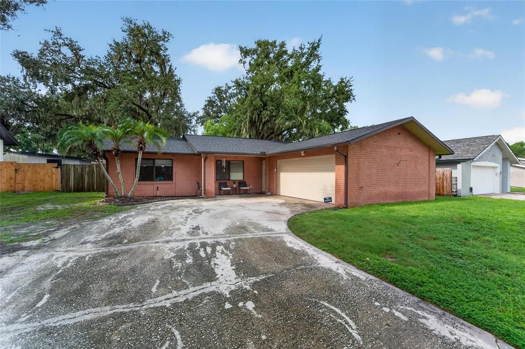 En Venta: $349,900 (4 camas, 2 baños, 1356 Pies cuadrados)