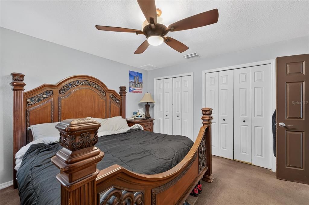 Active With Contract: $319,900 (4 beds, 2 baths, 1356 Square Feet)