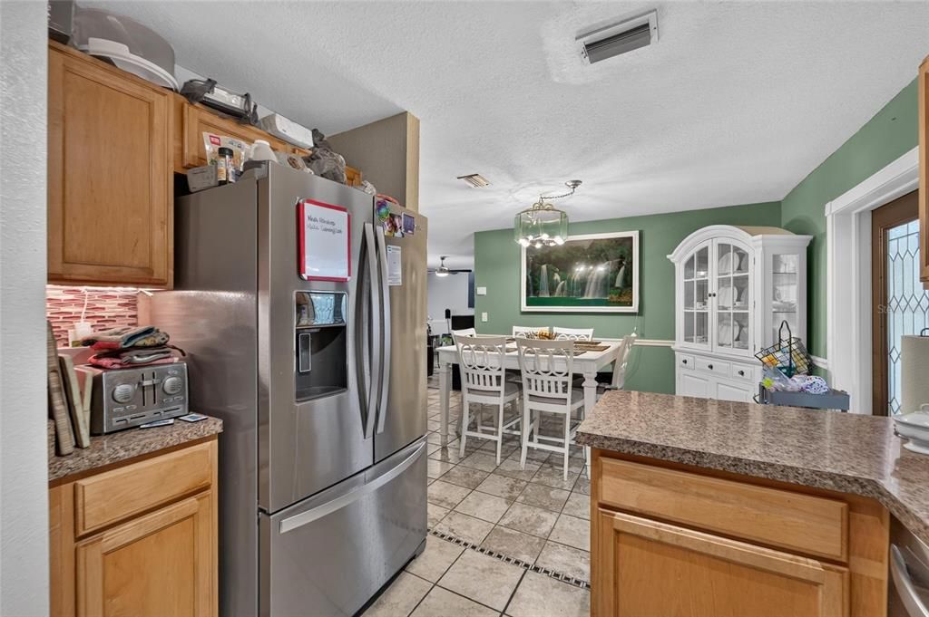 Active With Contract: $319,900 (4 beds, 2 baths, 1356 Square Feet)
