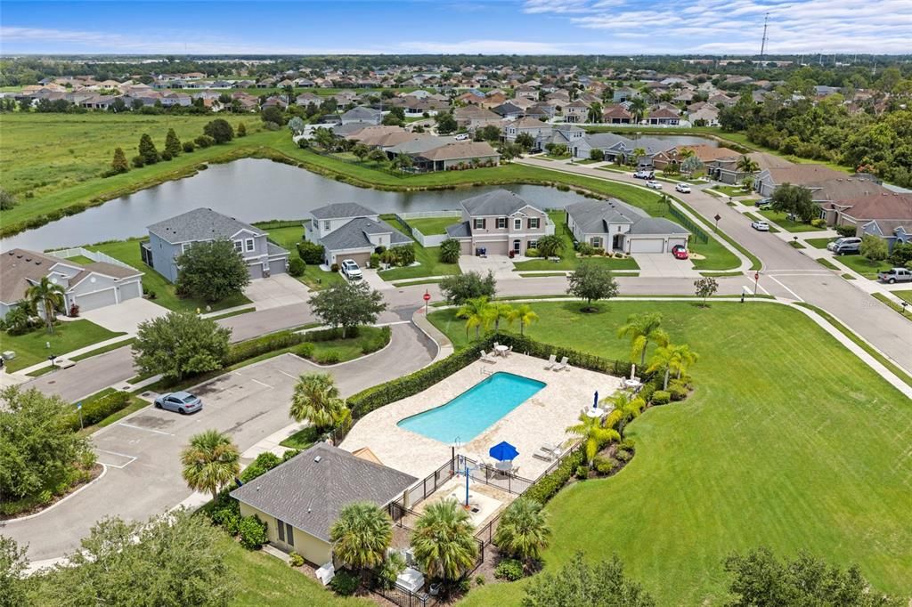 For Sale: $499,000 (5 beds, 3 baths, 2599 Square Feet)