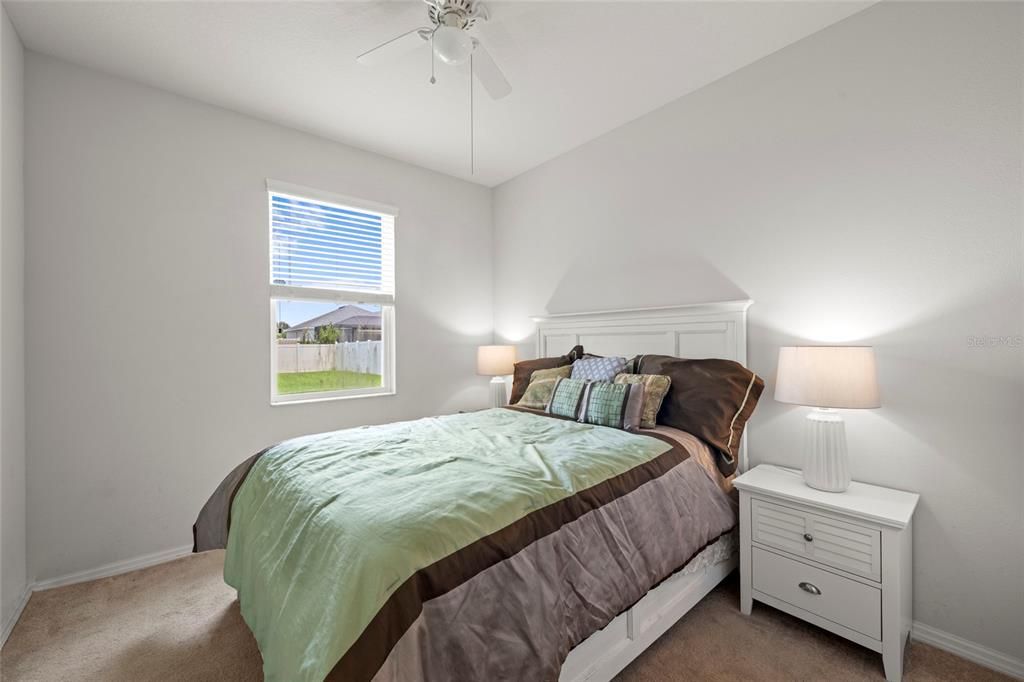 For Sale: $499,000 (5 beds, 3 baths, 2599 Square Feet)