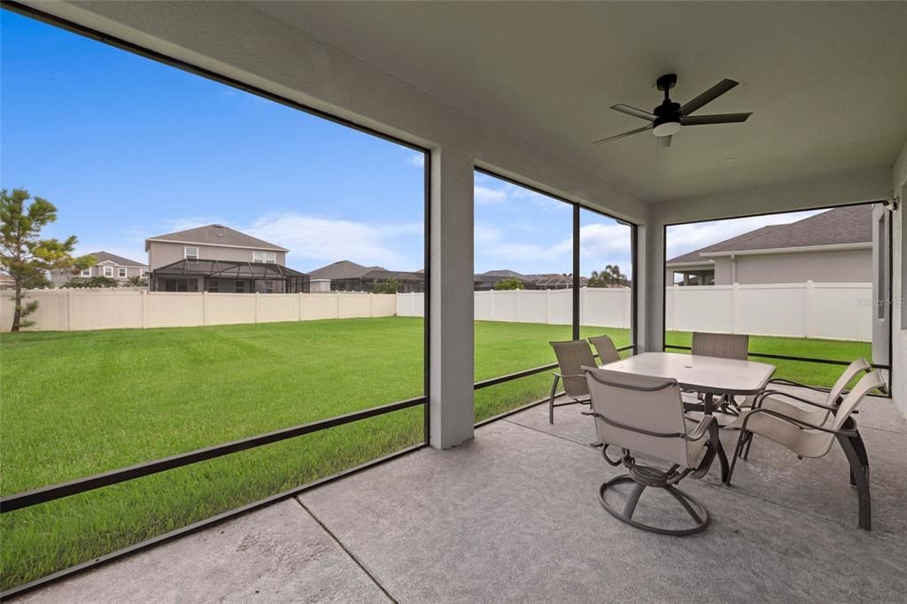 For Sale: $499,000 (5 beds, 3 baths, 2599 Square Feet)