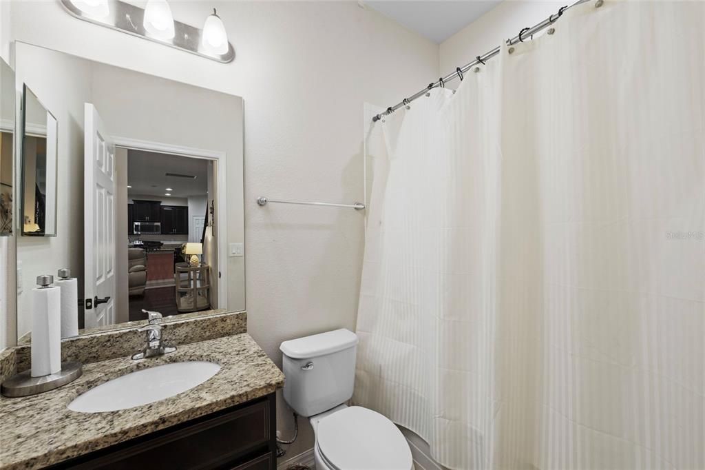 For Sale: $499,000 (5 beds, 3 baths, 2599 Square Feet)